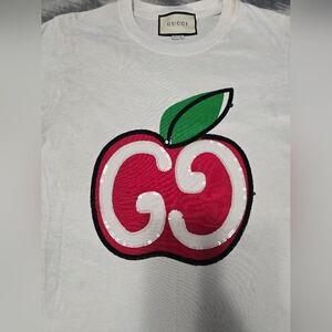 Gucci Women T Shirt Size Medium